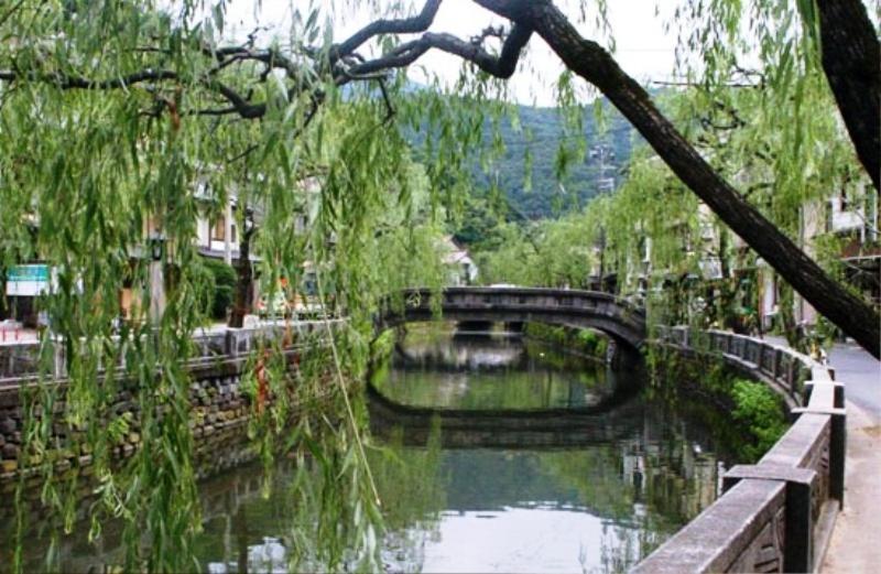 Ougiya Ryokan Toyooka  Extérieur photo